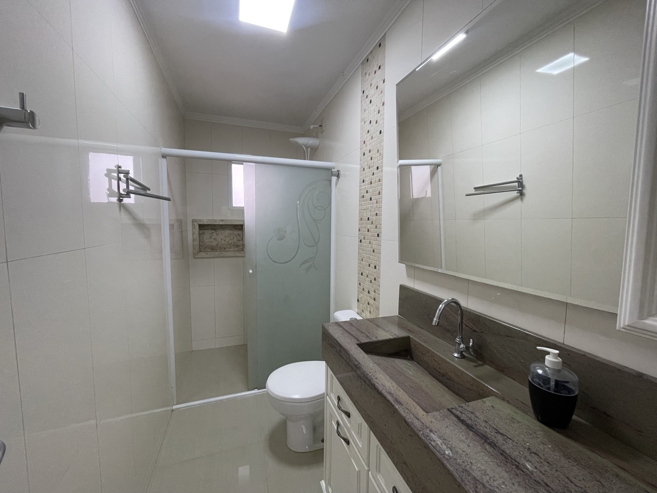 Locação Temporada Centro Bombinhas 12