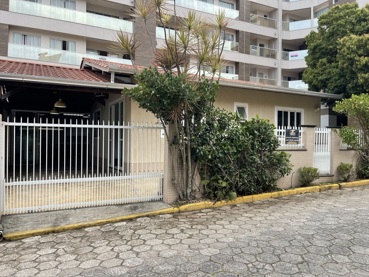 Locação Temporada Centro Bombinhas 2